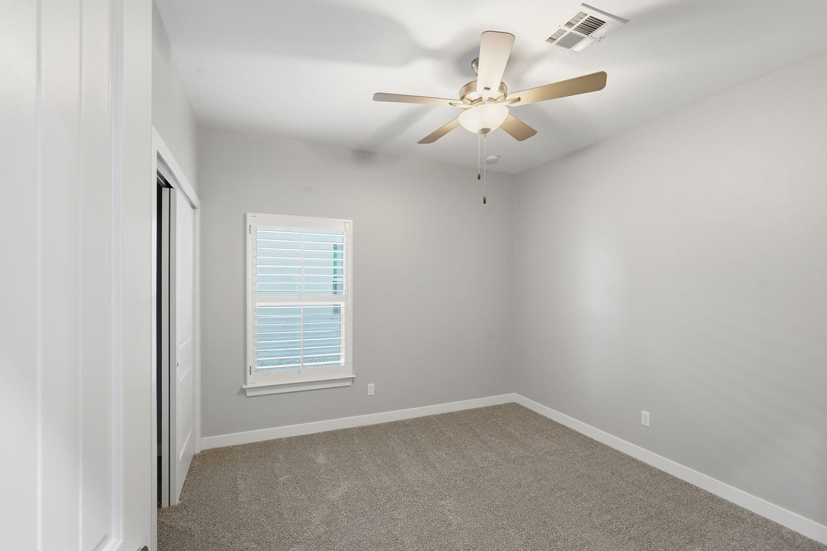 El Paso House: 14572 John McNeely