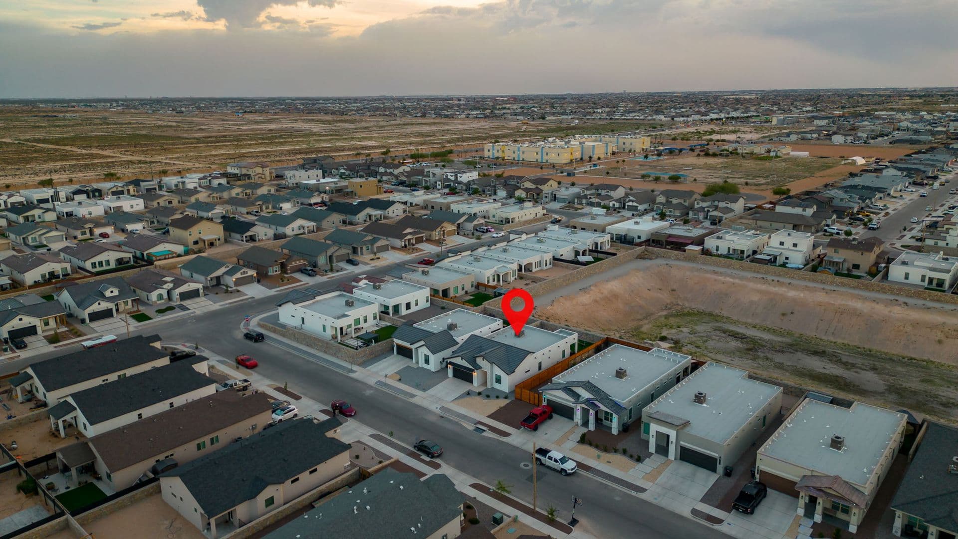 El Paso House: 3613 Pattern Pl