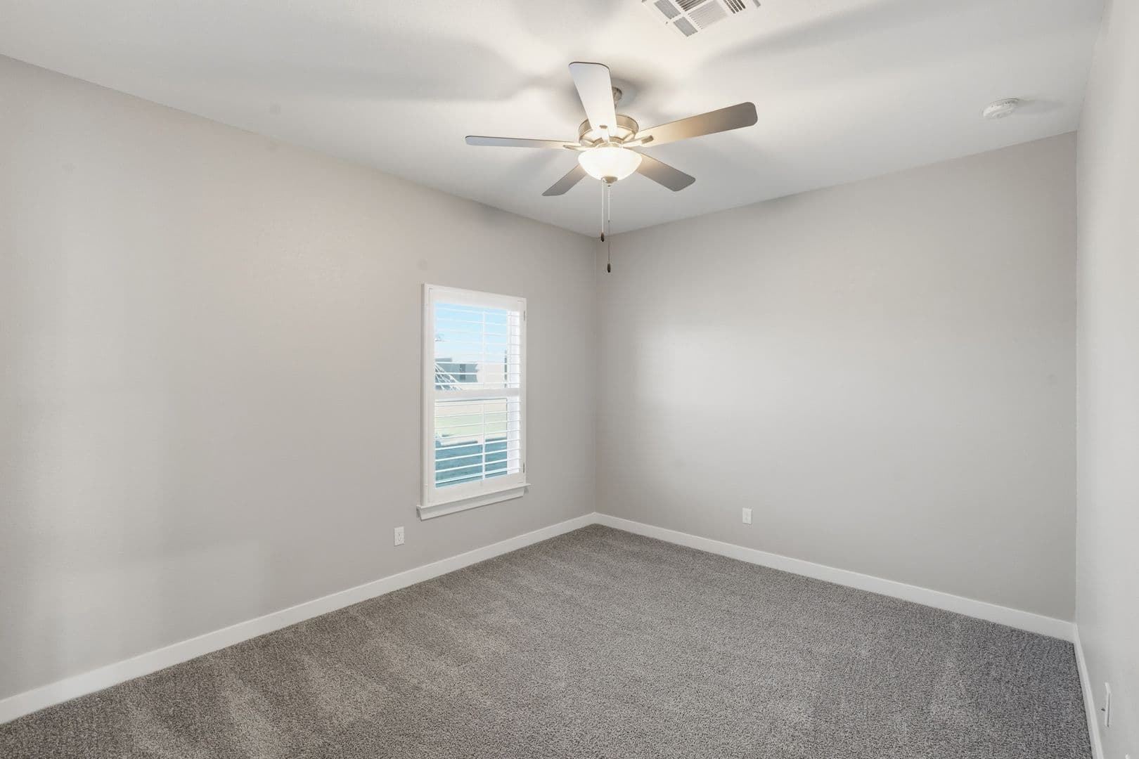 El Paso House: 14572 John McNeely