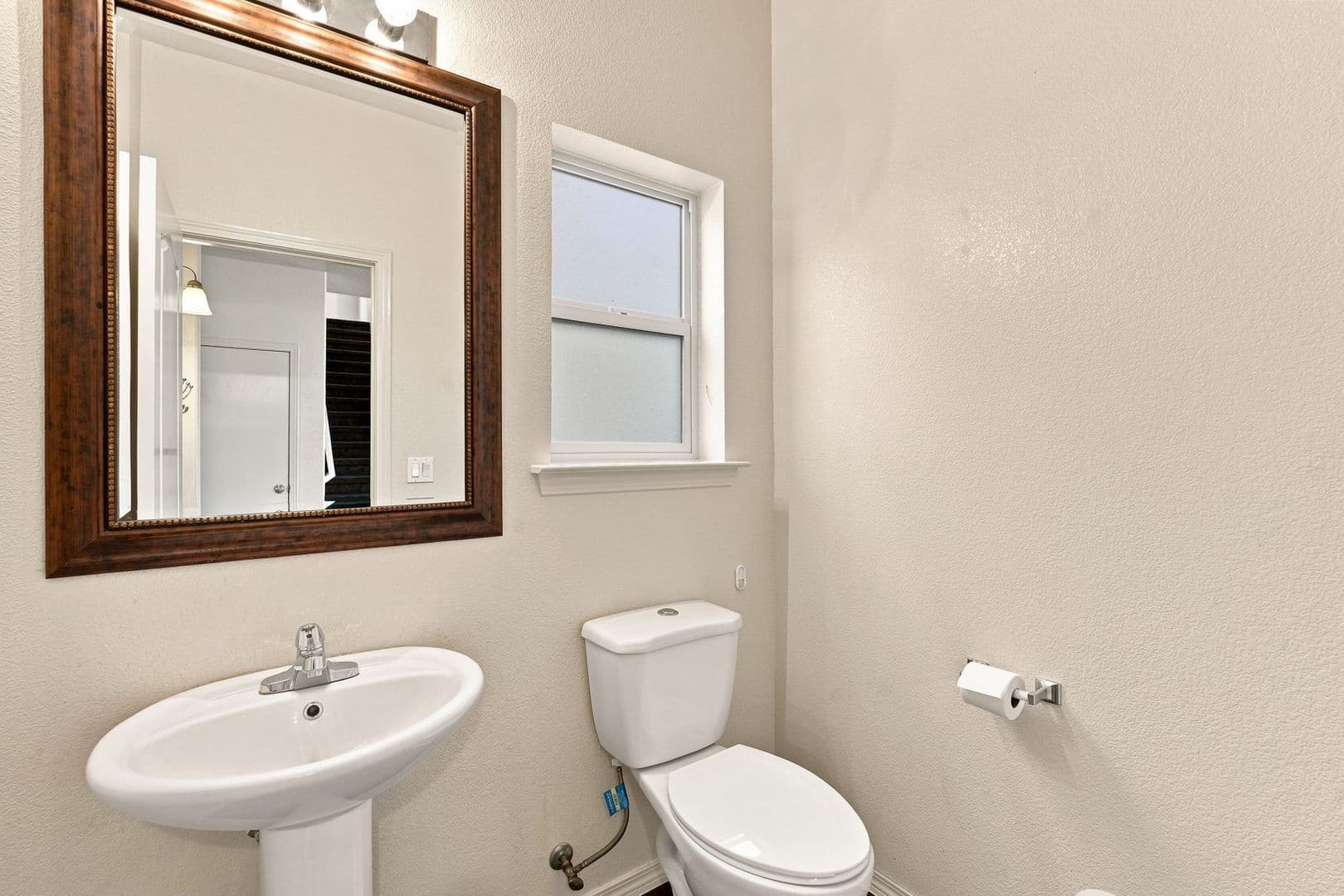 El Paso House: 14668 Oldenberg Ct