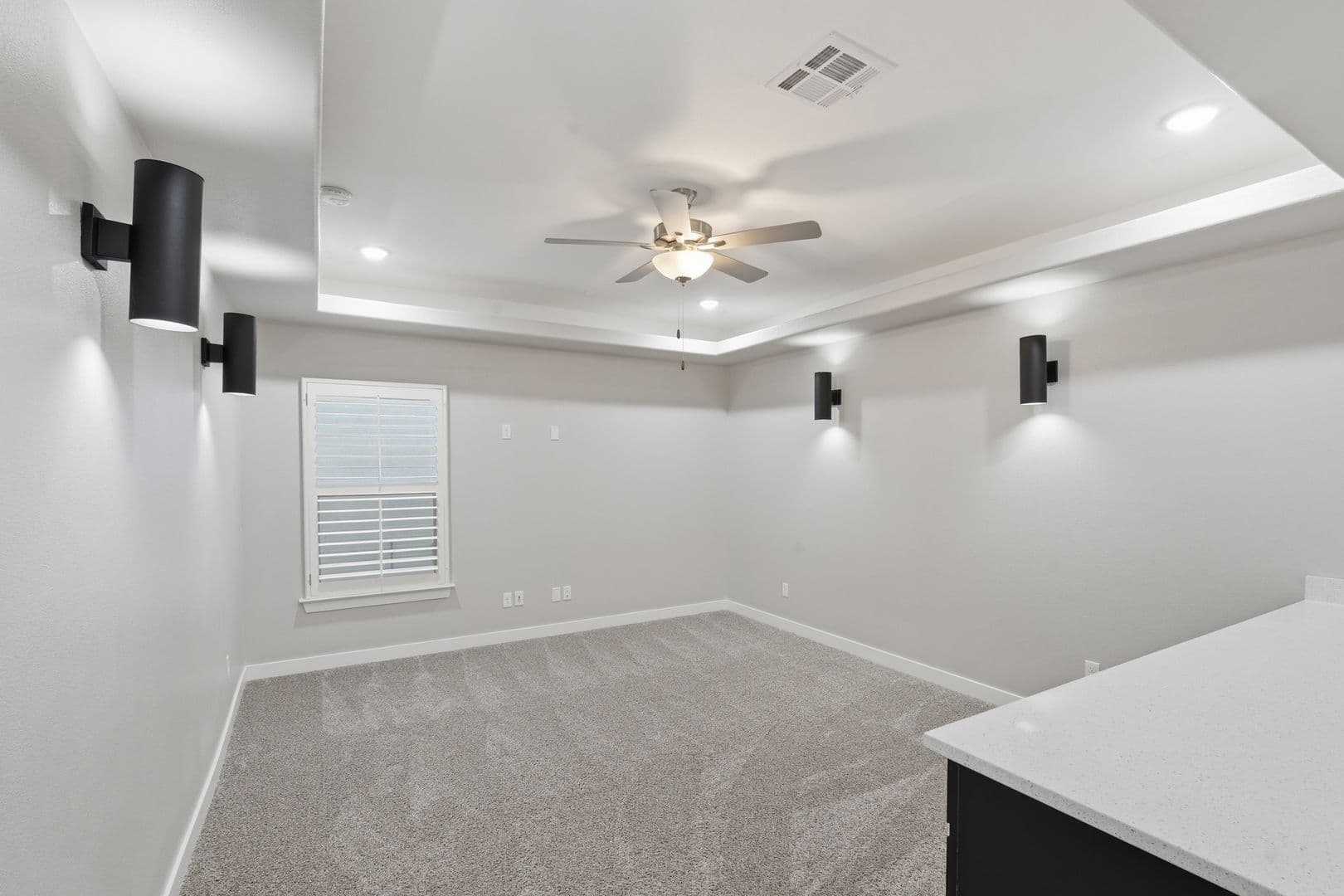 El Paso House: 14572 John McNeely