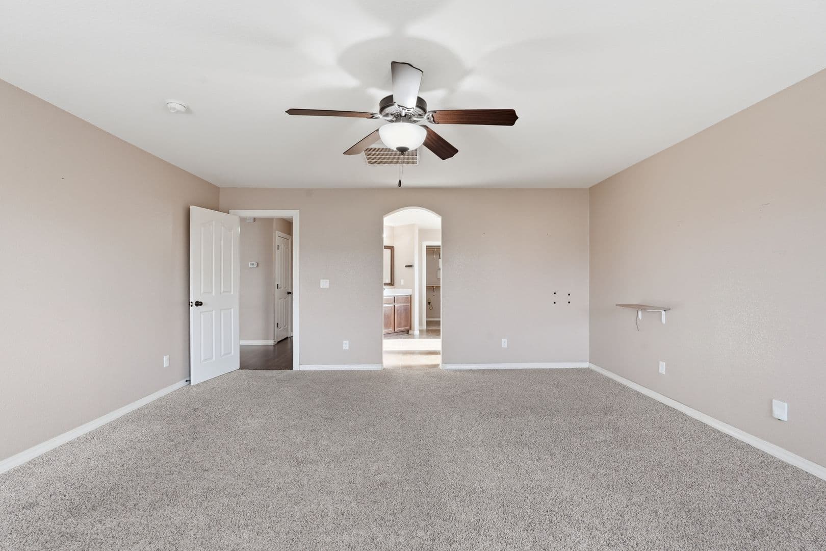 Horizon City House: 13255 Emerald Isle Street