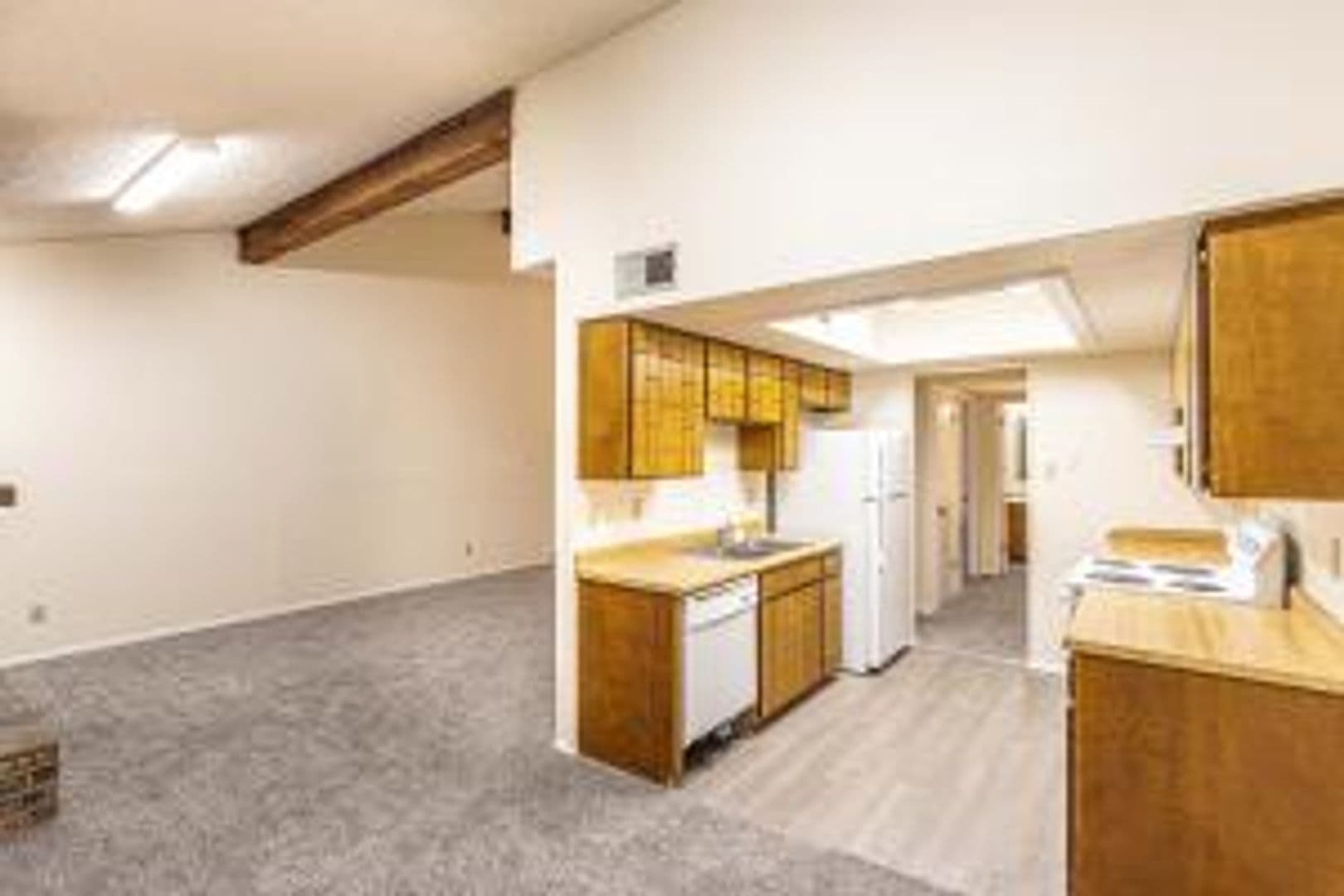 El Paso Townhome: 2008 Amy Sue Unit B