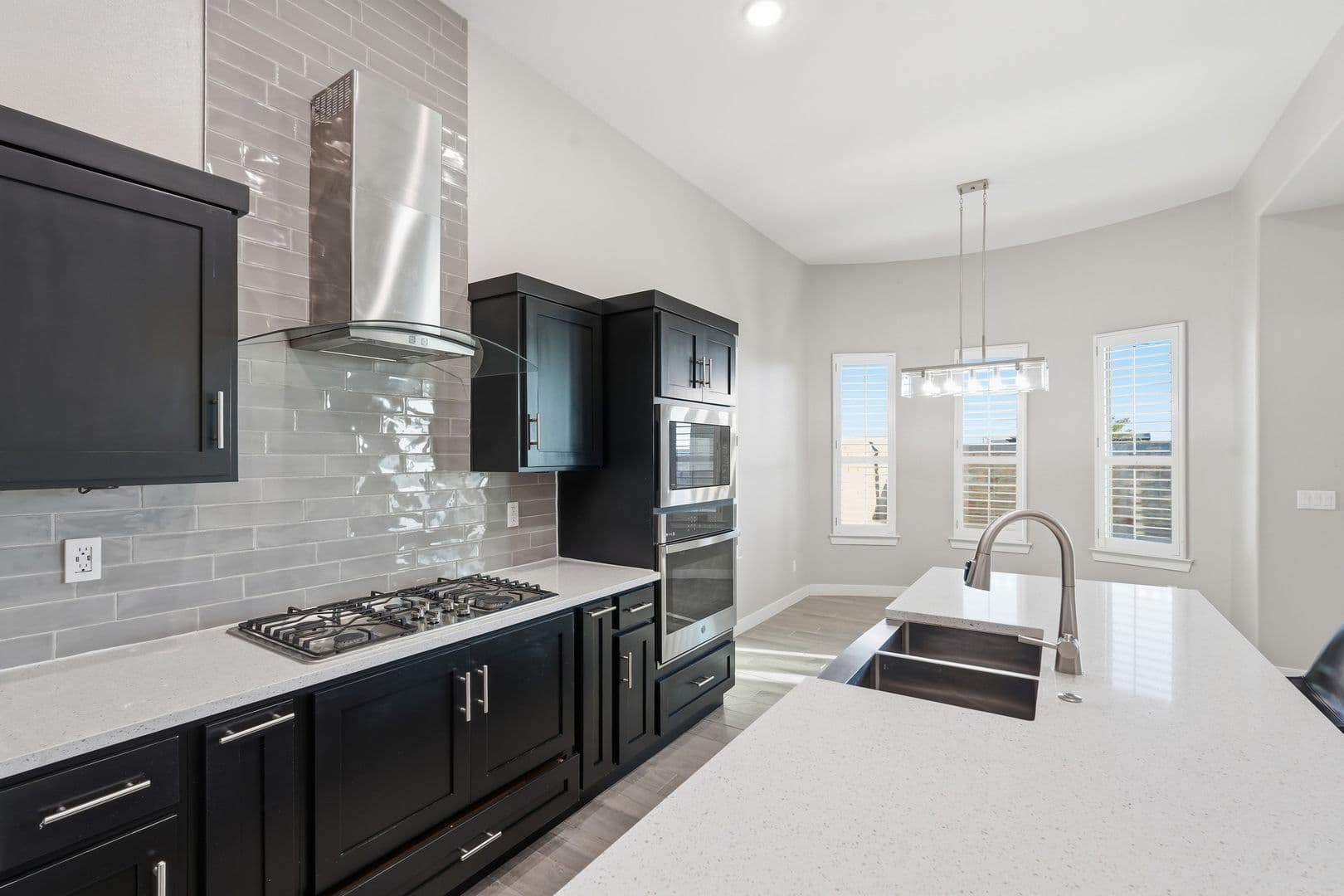 El Paso House: 14572 John McNeely
