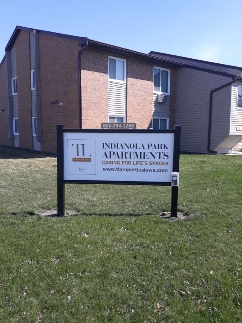 Indianola Apartment: 902 N 14th St & 1407 E Iowa Ave