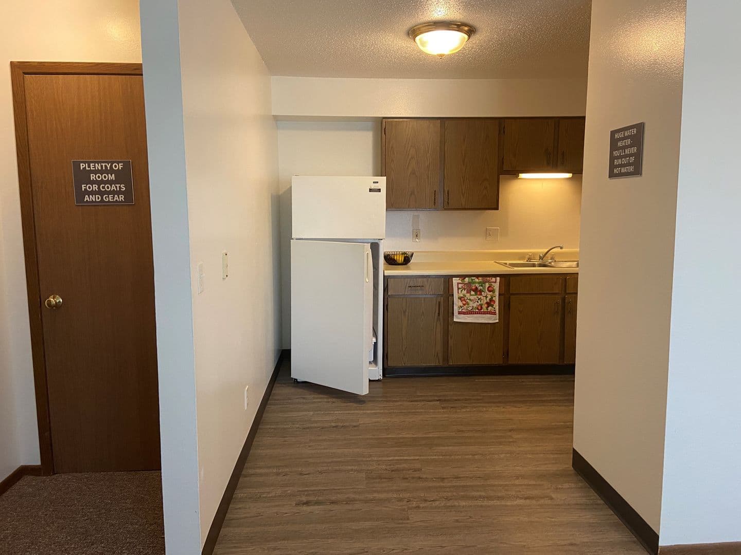 Indianola Apartment: 902 N 14th St & 1407 E Iowa Ave