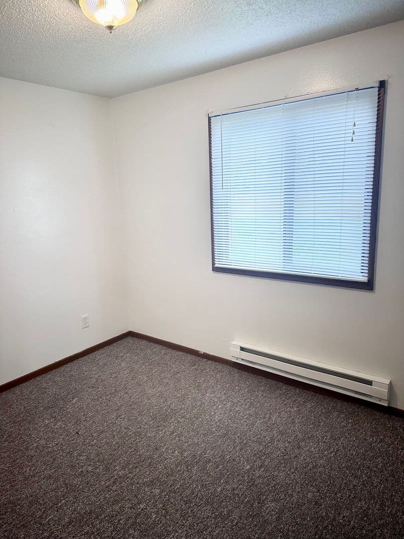 Carlisle Apartment: 1220 Hardin Drive