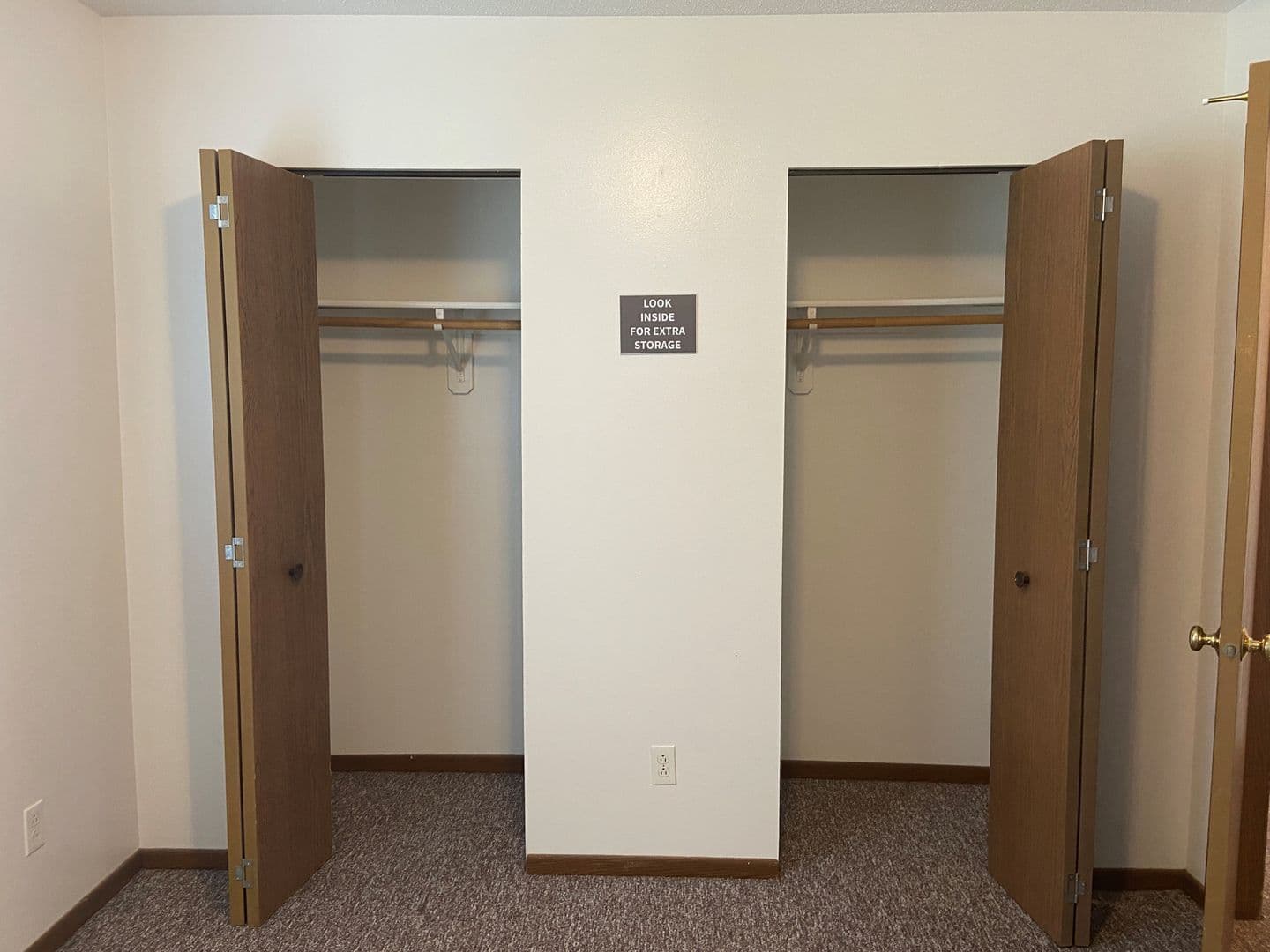 Indianola Apartment: 902 N 14th St & 1407 E Iowa Ave
