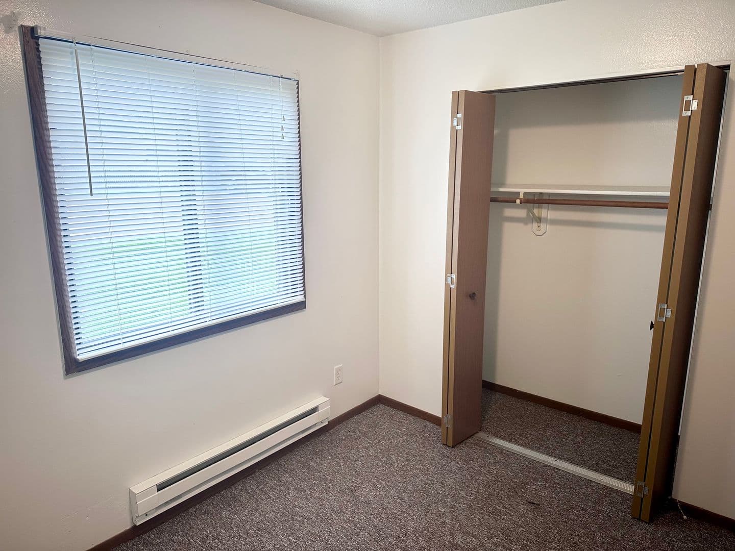 Carlisle Apartment: 1220 Hardin Drive