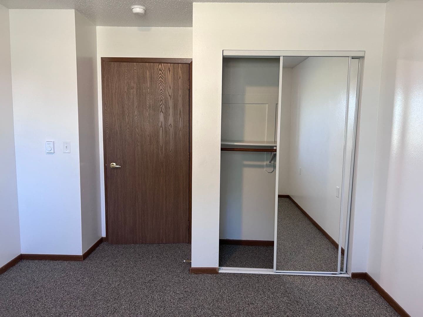 Indianola Apartment: 902 N 14th St & 1407 E Iowa Ave
