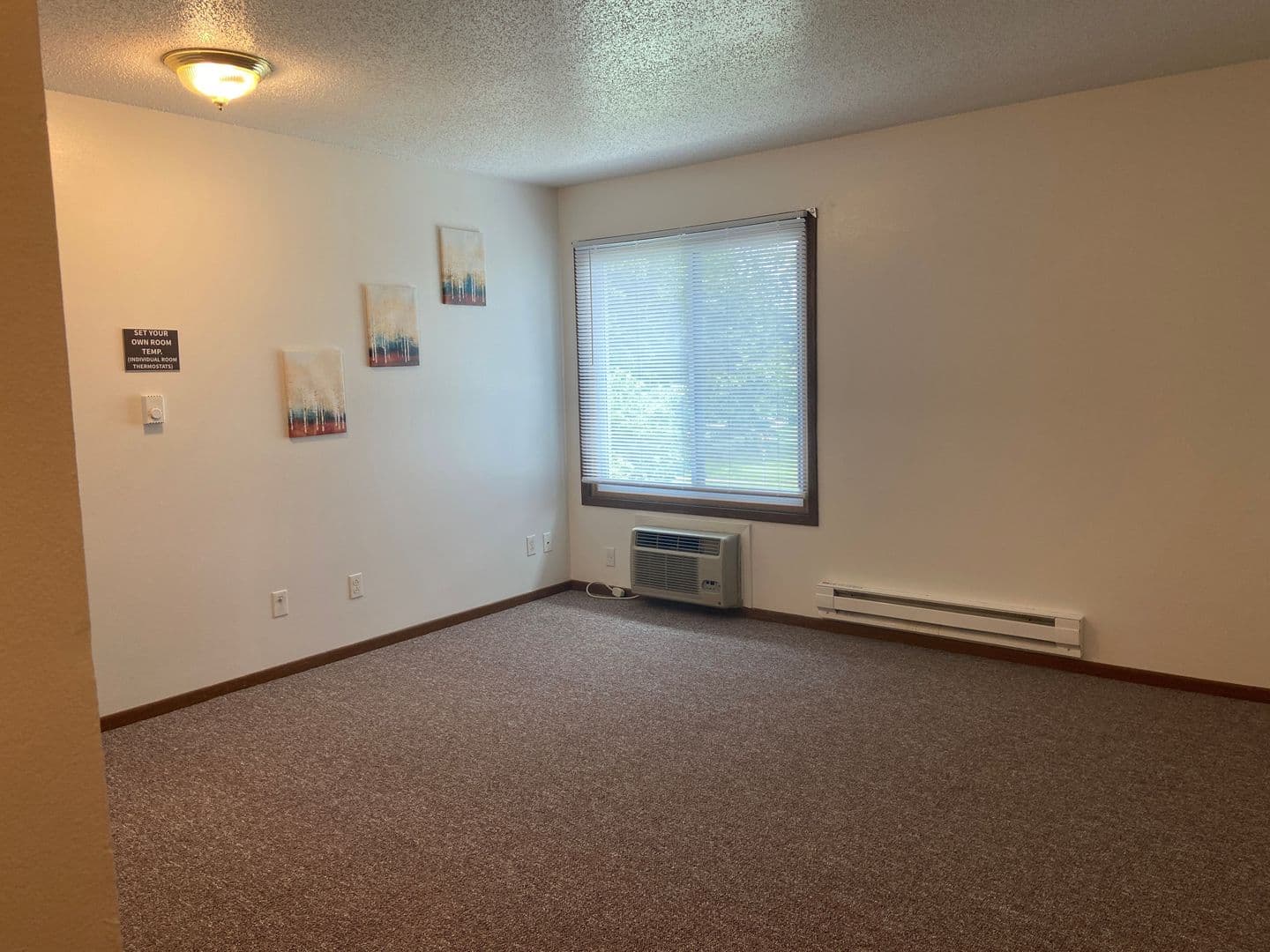 Indianola Apartment: 902 N 14th St & 1407 E Iowa Ave