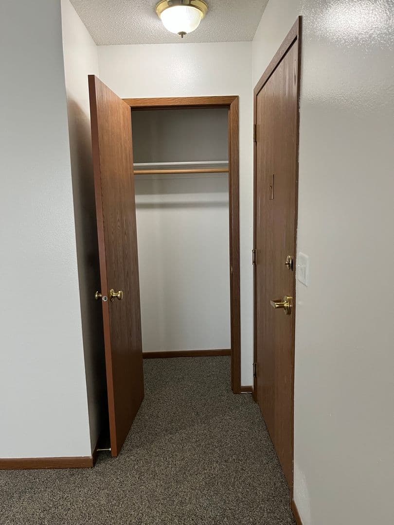 Indianola Apartment: 902 N 14th St & 1407 E Iowa Ave