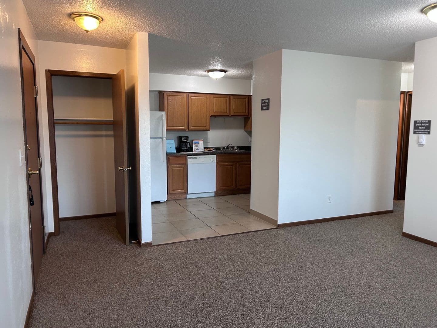 Indianola Apartment: 905 N 15th St & 1409 E Iowa Ave