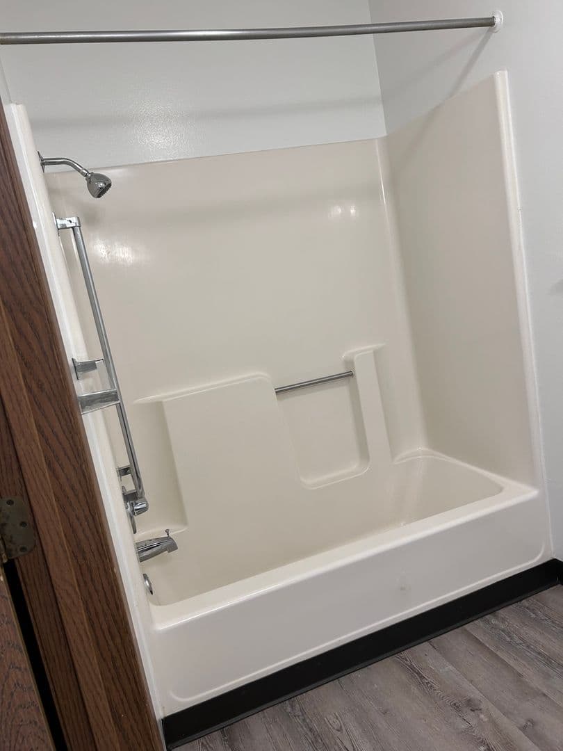 Indianola Apartment: 902 N 14th St & 1407 E Iowa Ave