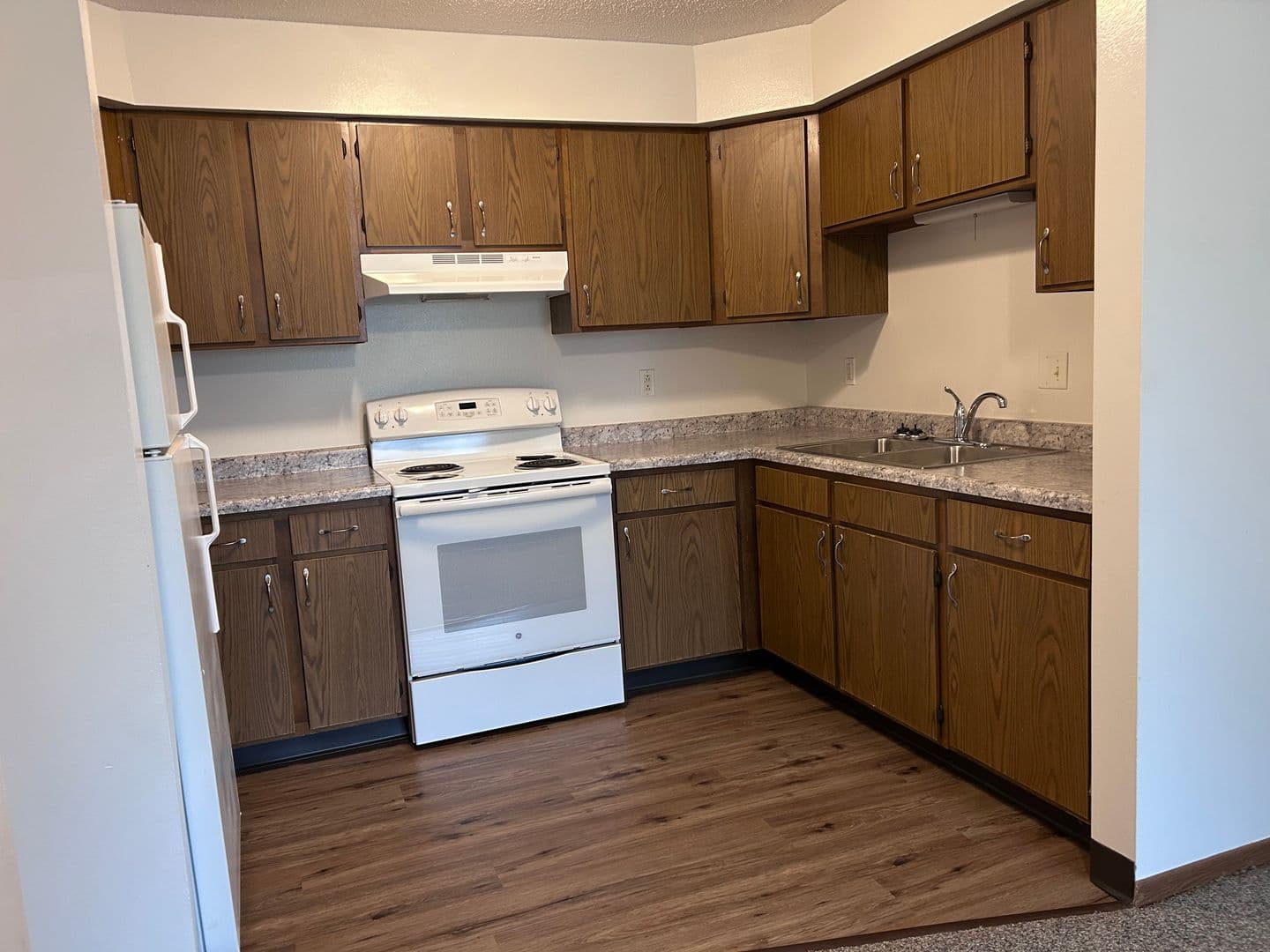 Indianola Apartment: 902 N 14th St & 1407 E Iowa Ave