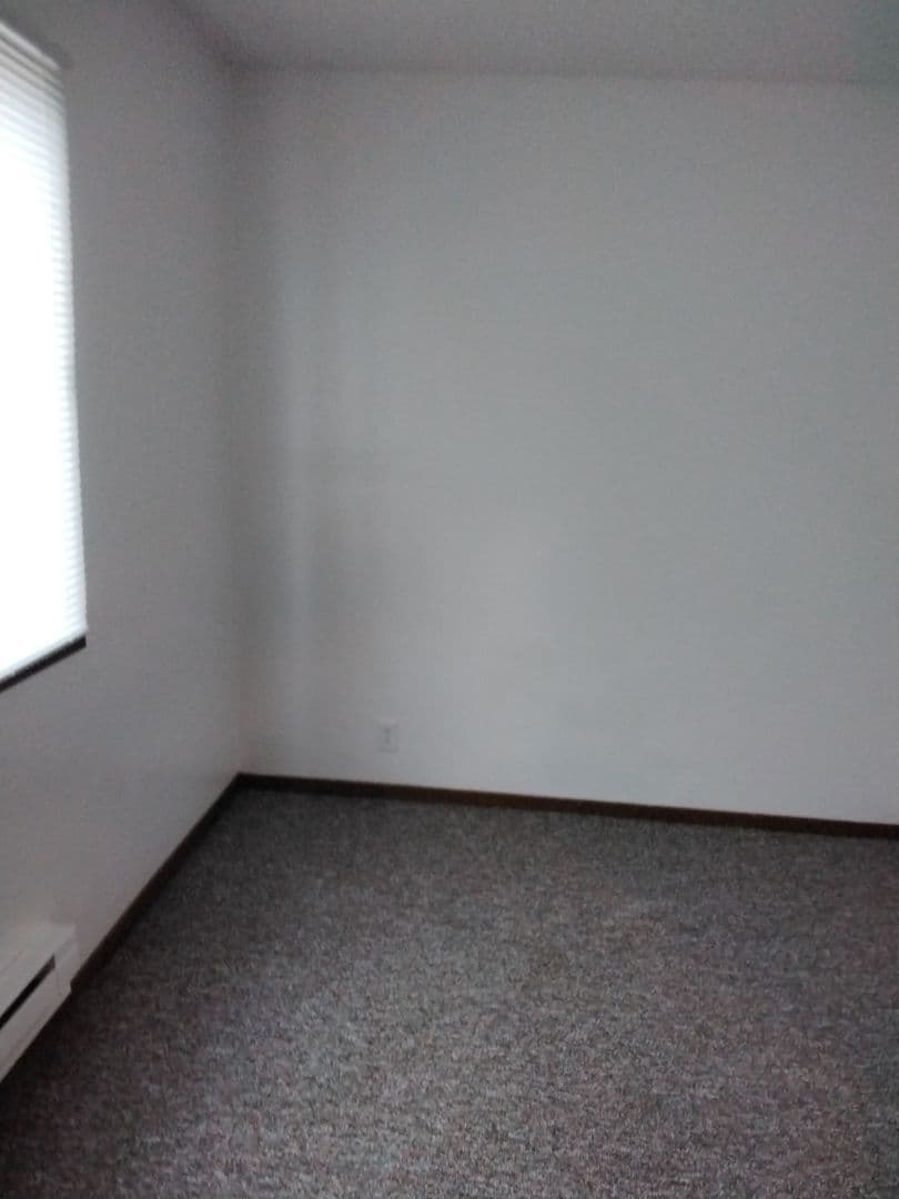 Huxley Apartment: 505 & 507 E 4th St