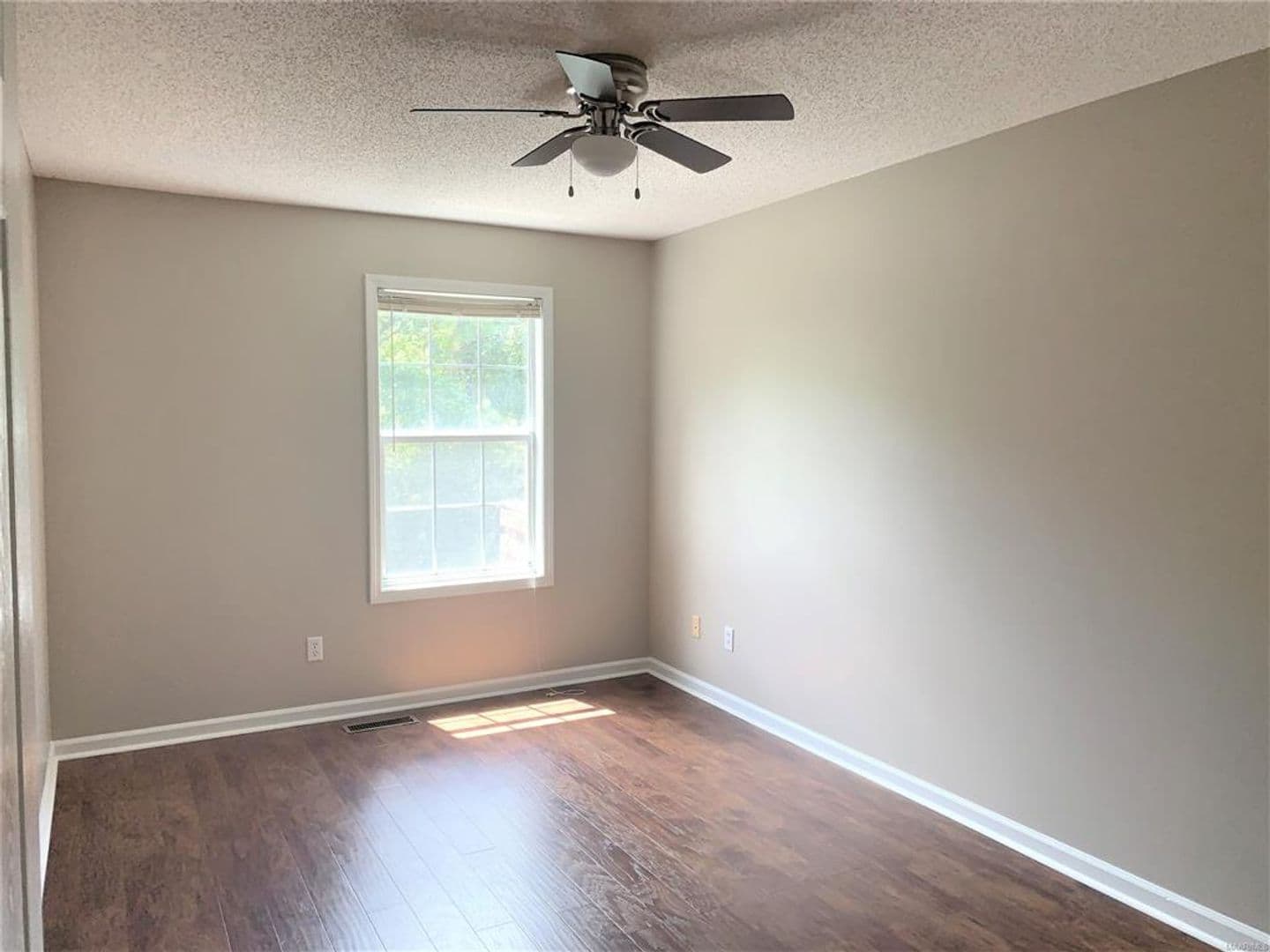 Enterprise Apartment: 96 Woodfield Pl