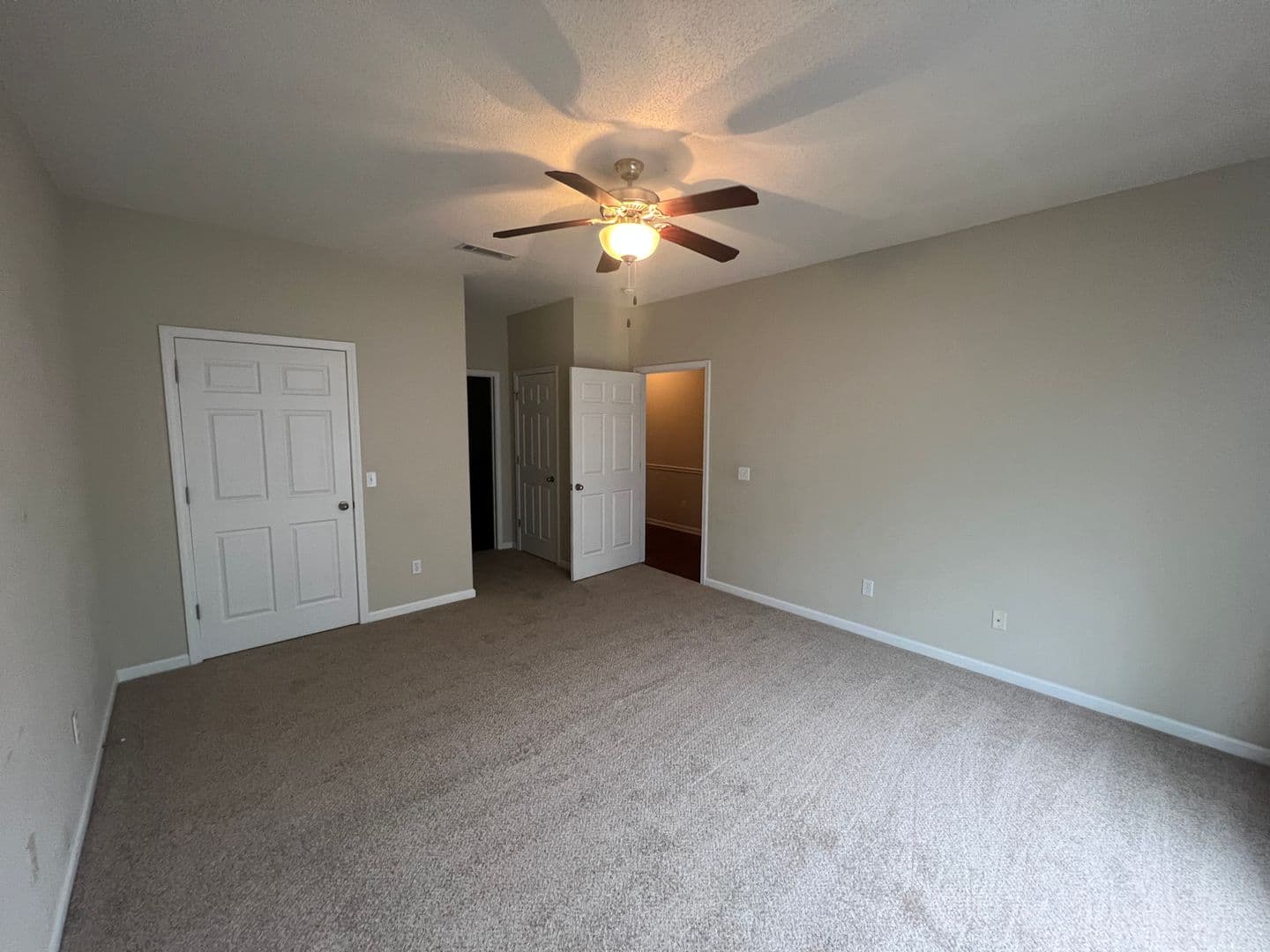 Enterprise Apartment: 148 Concord Avenue
