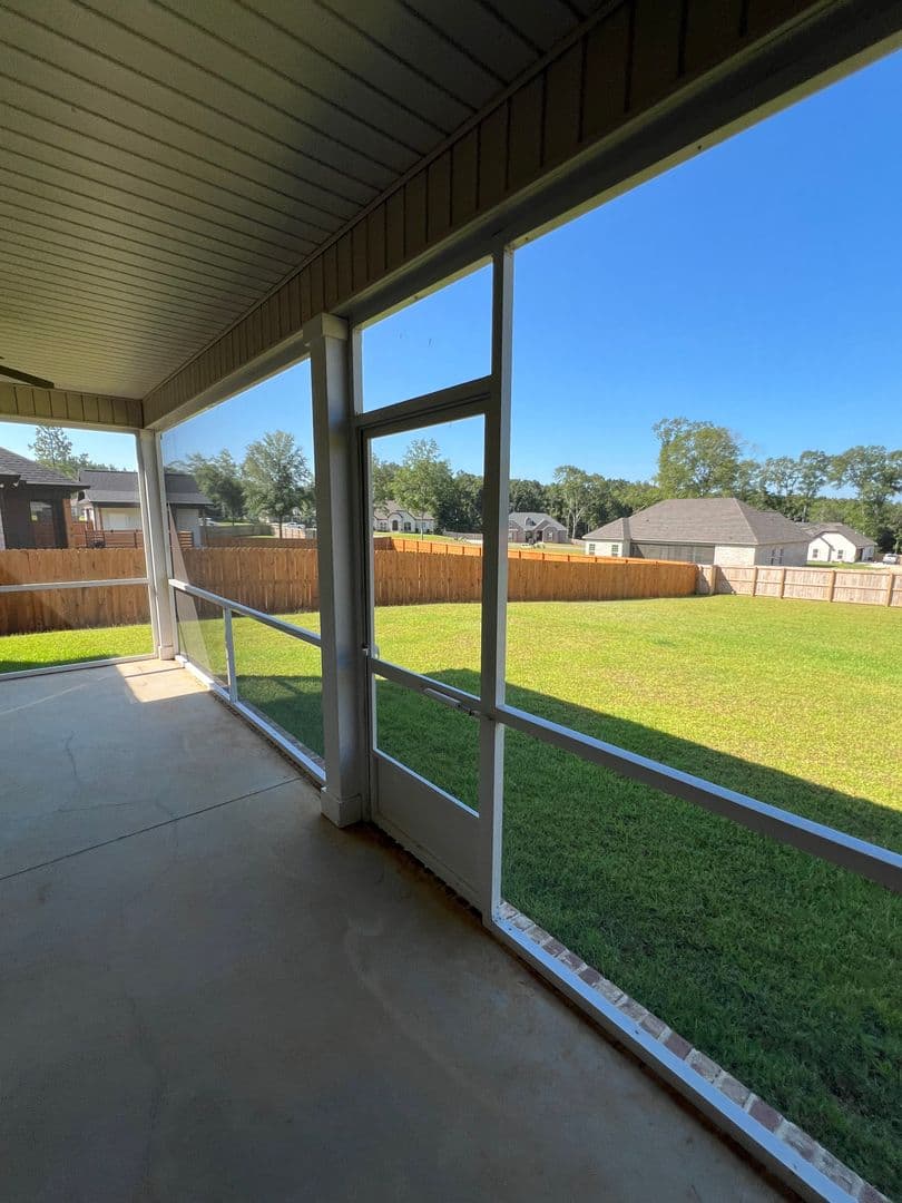 Enterprise House: 107 Sawtooth Street