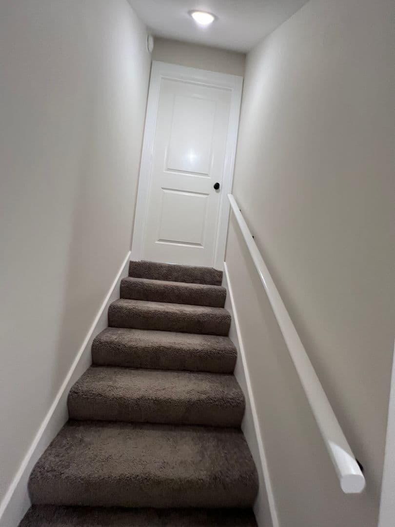 Enterprise House: 107 Sawtooth Street