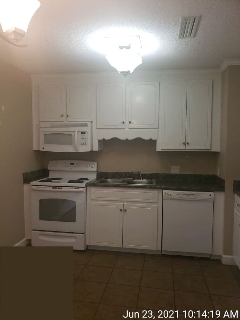Enterprise Apartment: 203 Glenwood Ln
