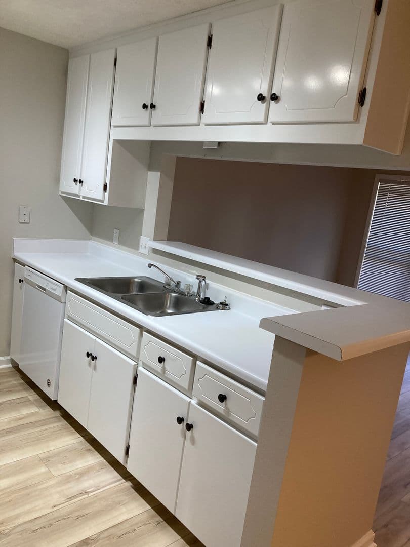 Enterprise Apartment: 105 Woodberry Drive