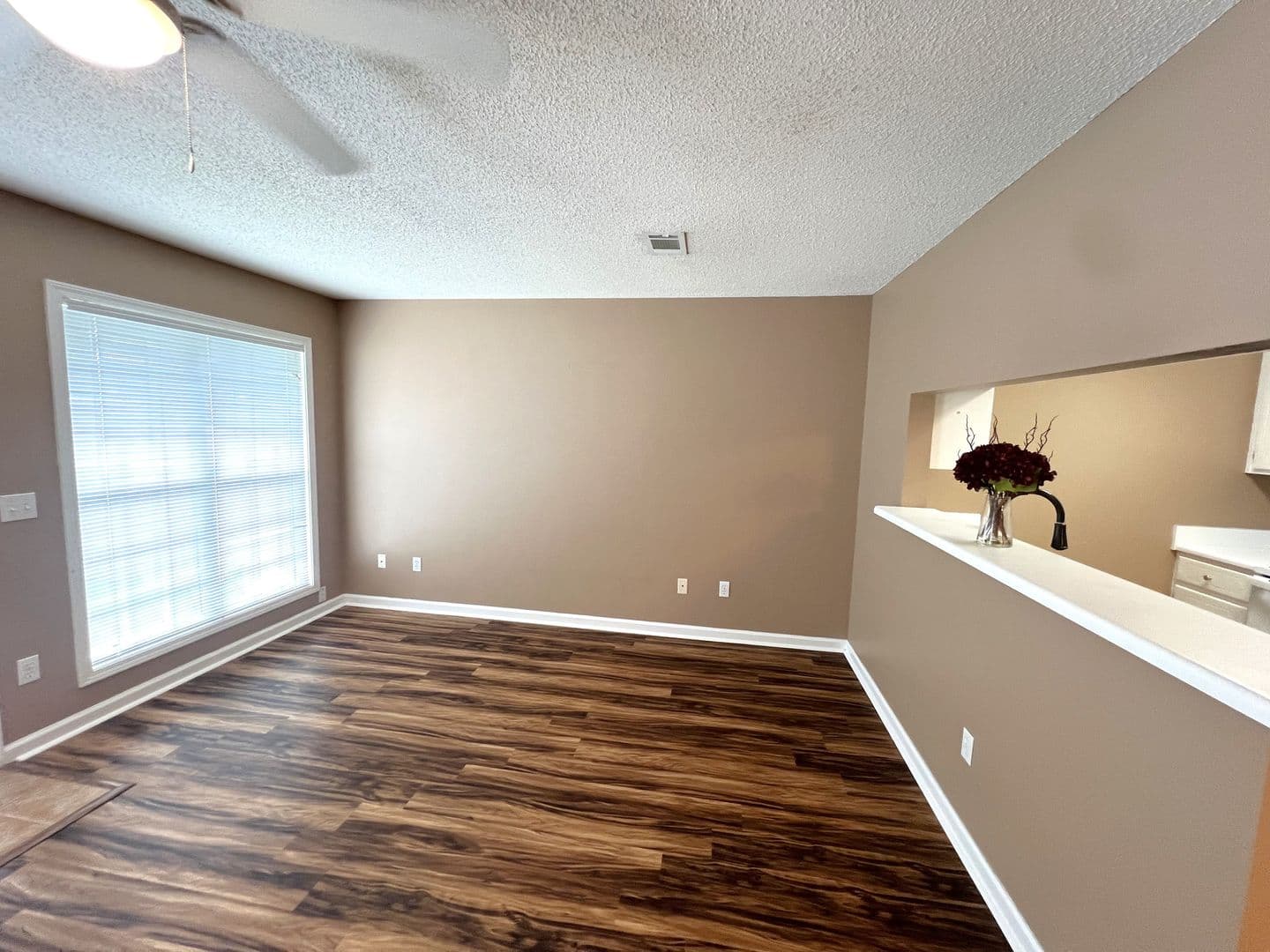 Enterprise Apartment: 161 S Springview Dr