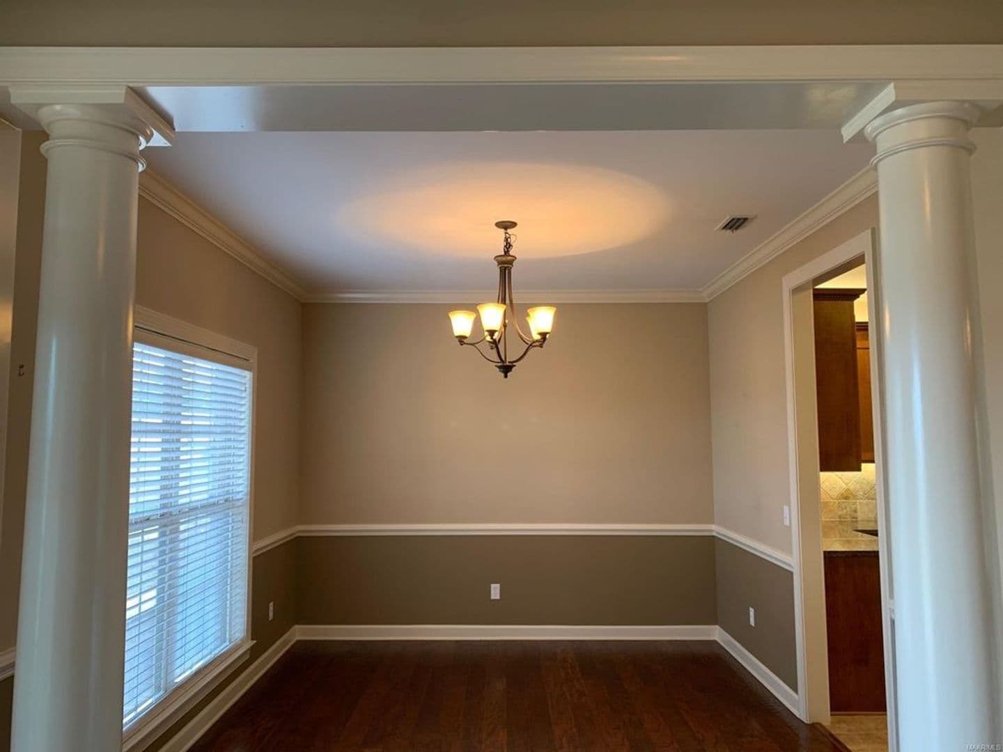 Enterprise House: 207 W Sommer Oak Drive