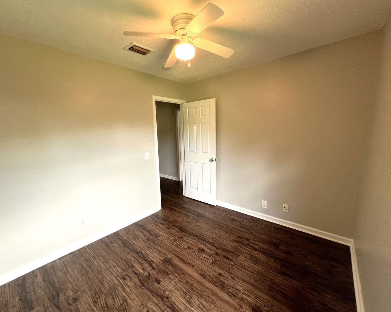 Enterprise House: 105 Briarwood Drive