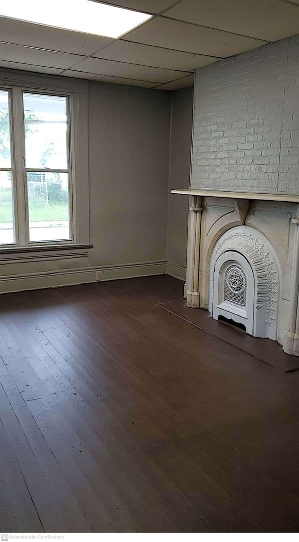 Dayton House: 220 Deeds Ave