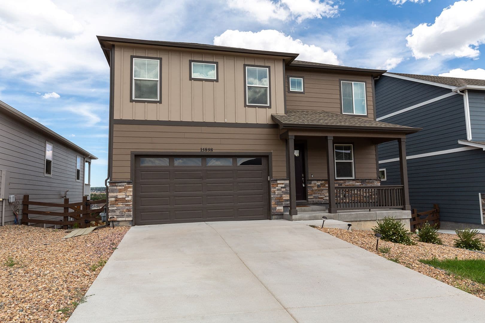 Monument House: 15898 Little Bluestem Road