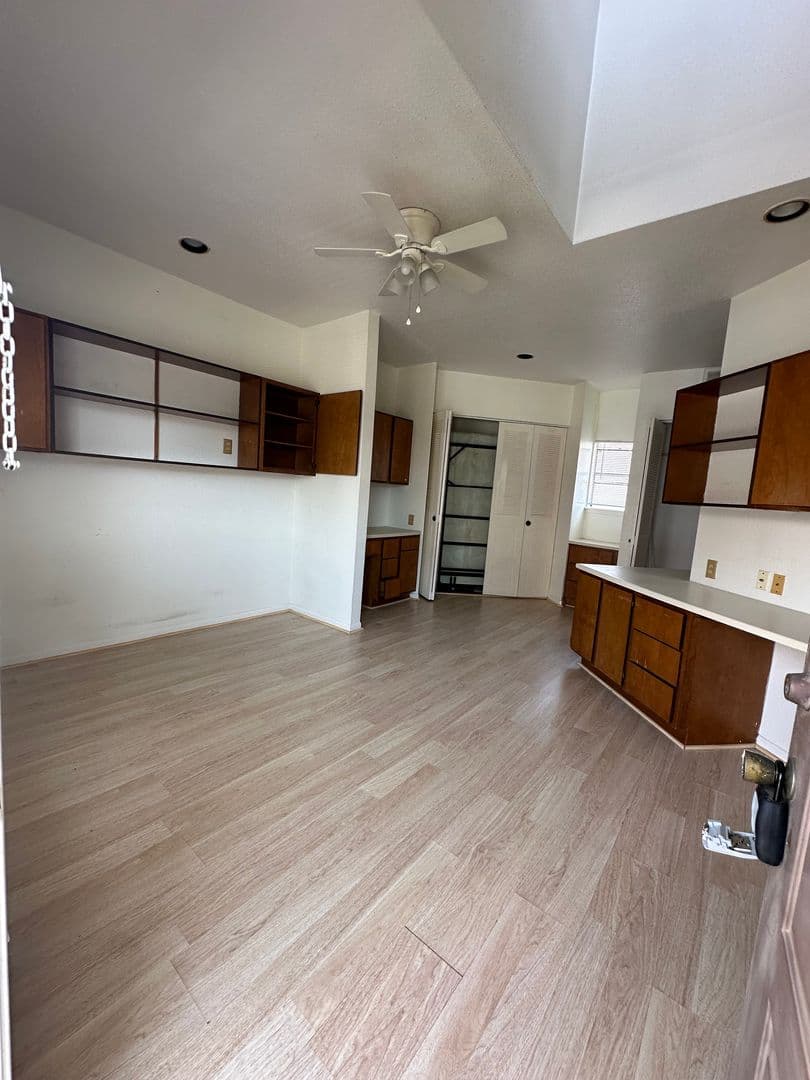 HOUSTON Apartment: 7901 Cambridge