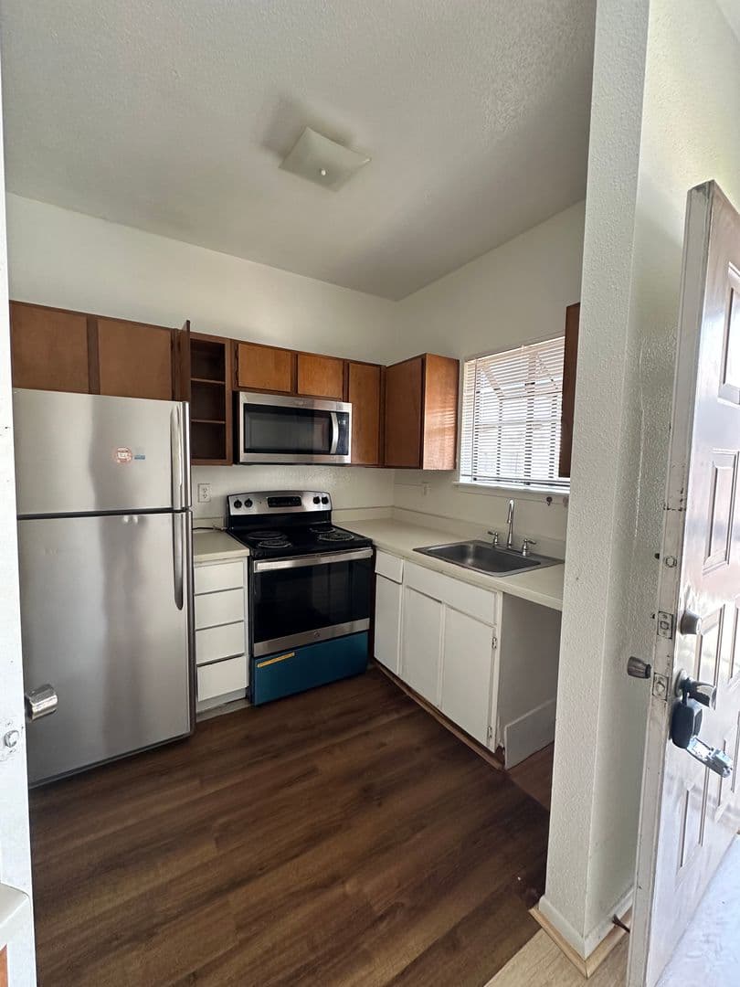 HOUSTON Apartment: 7901 Cambridge