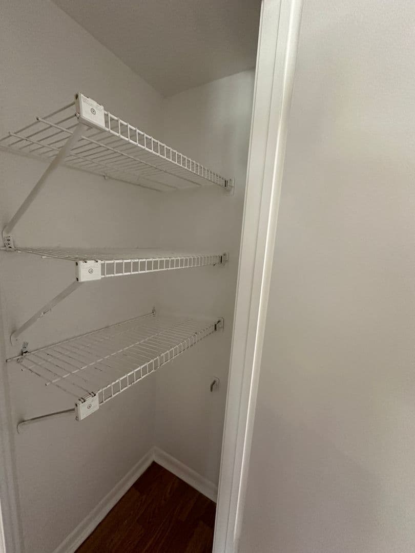 HOUSTON Apartment: 7901 Cambridge