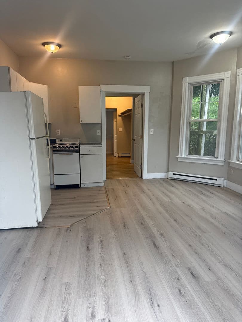 New London Apartment: 55 Blackhall Street