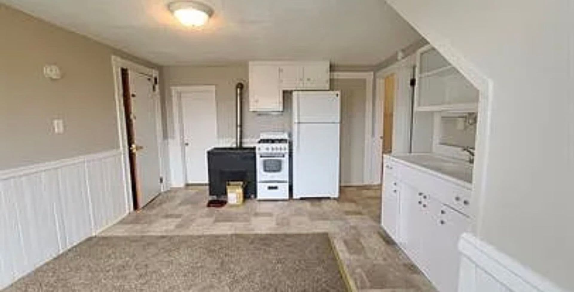Jewett City Apartment: 30 Palmer Avenue