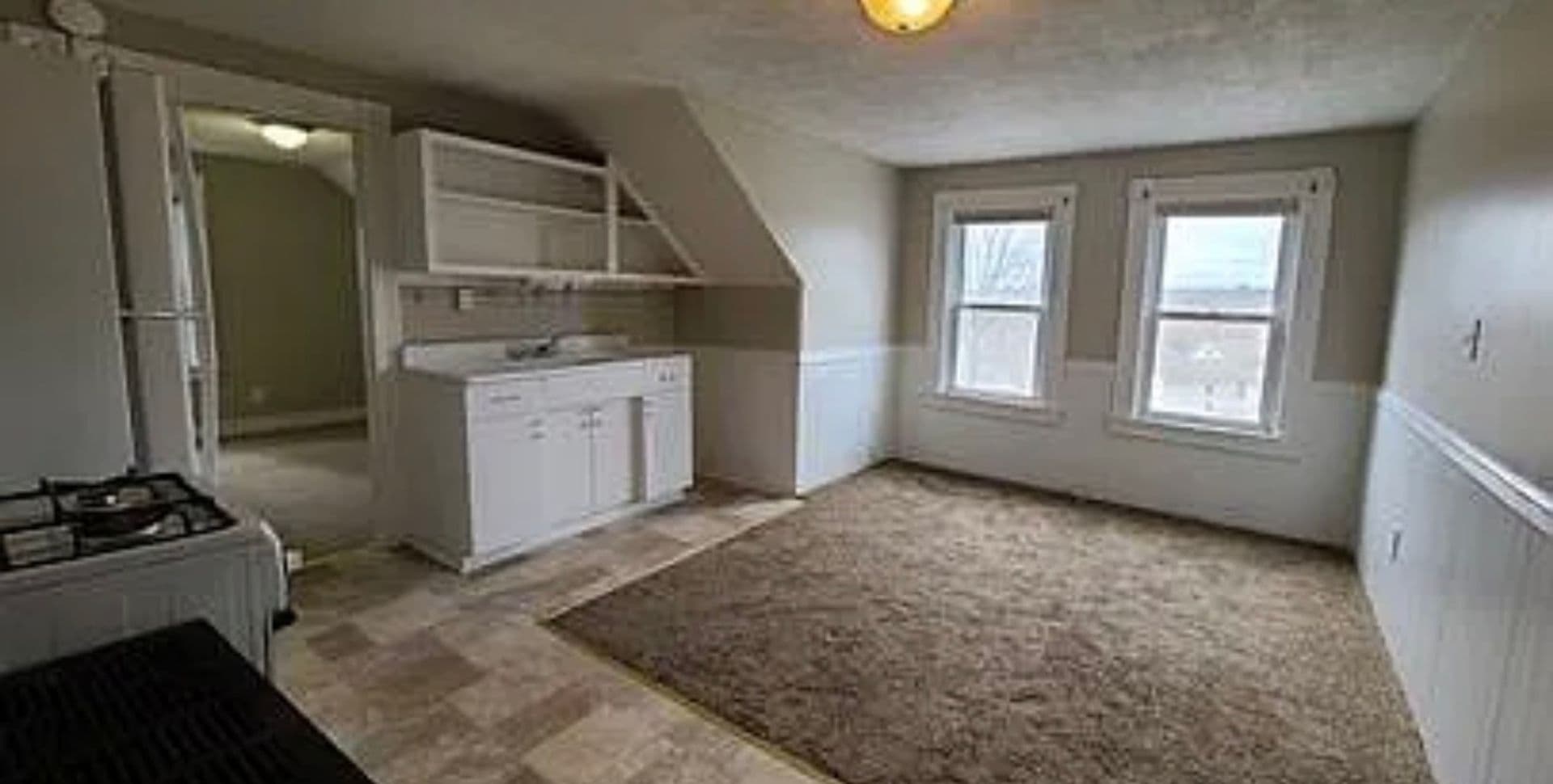 Jewett City Apartment: 30 Palmer Avenue