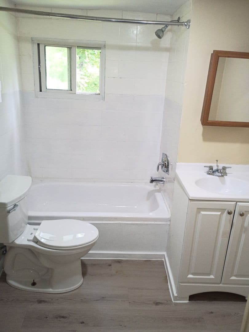 Montville Apartment: 60 Jerome Road