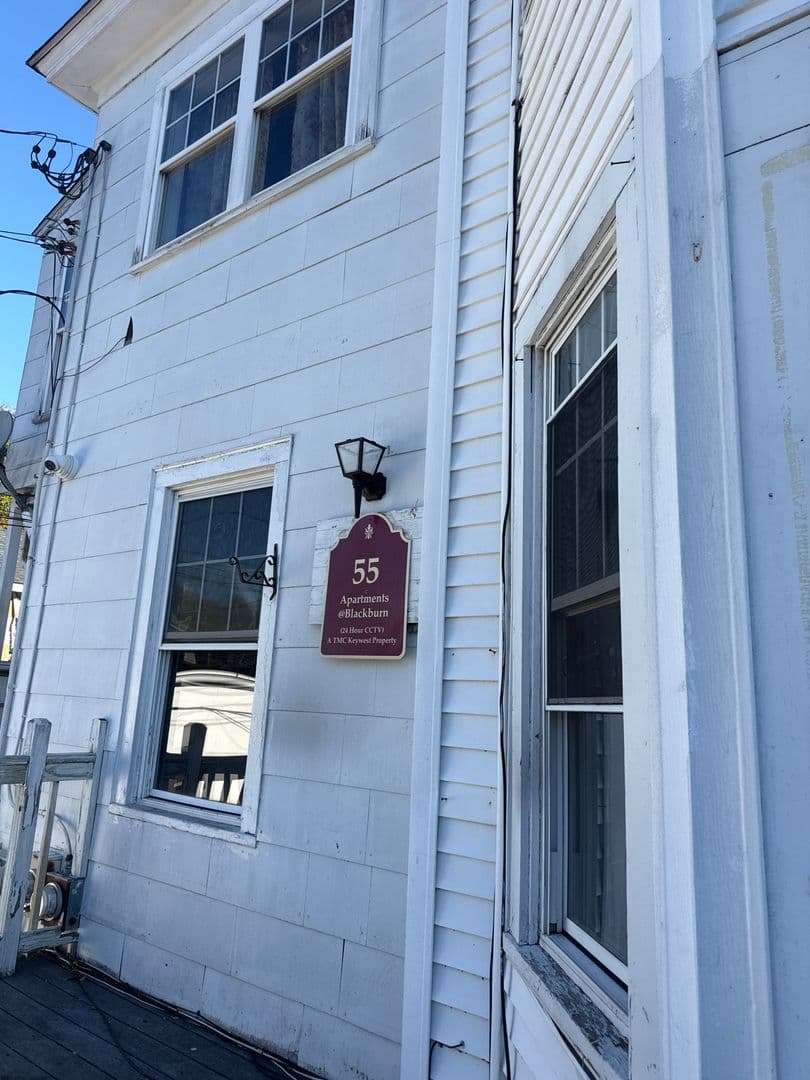 New London Apartment: 55 Blackhall Street