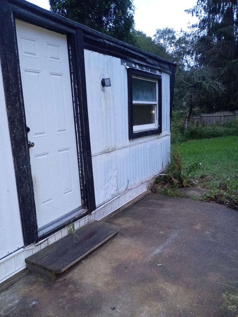 Montville Apartment: 60 Jerome Road