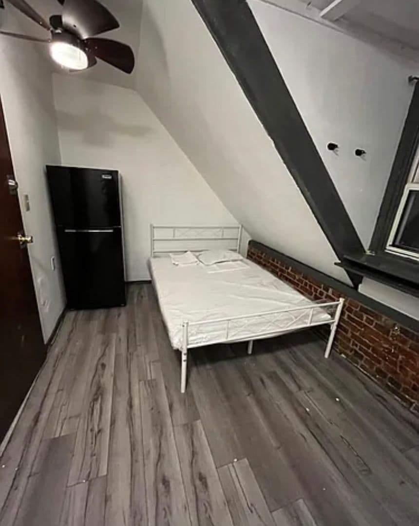Bridgeport Apartment: 459 Noble Avenue