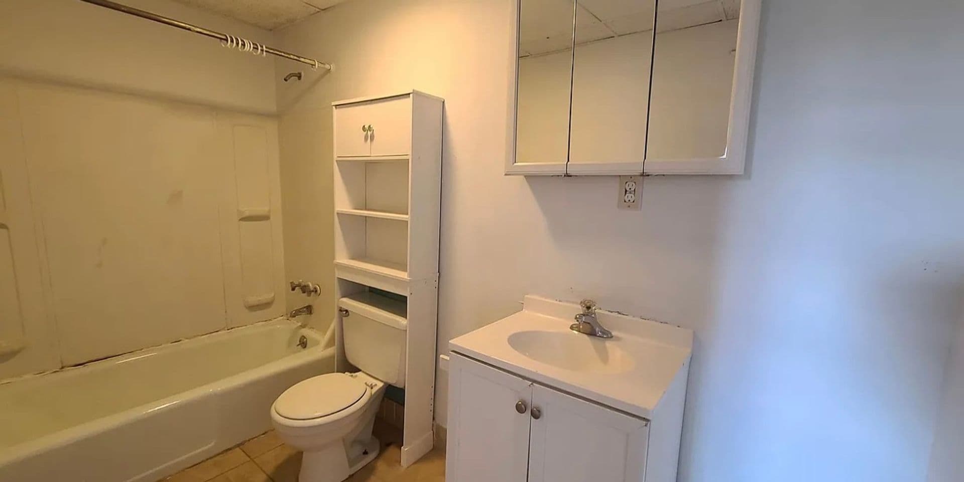 Jewett City Apartment: 24 Wedgewood Drive