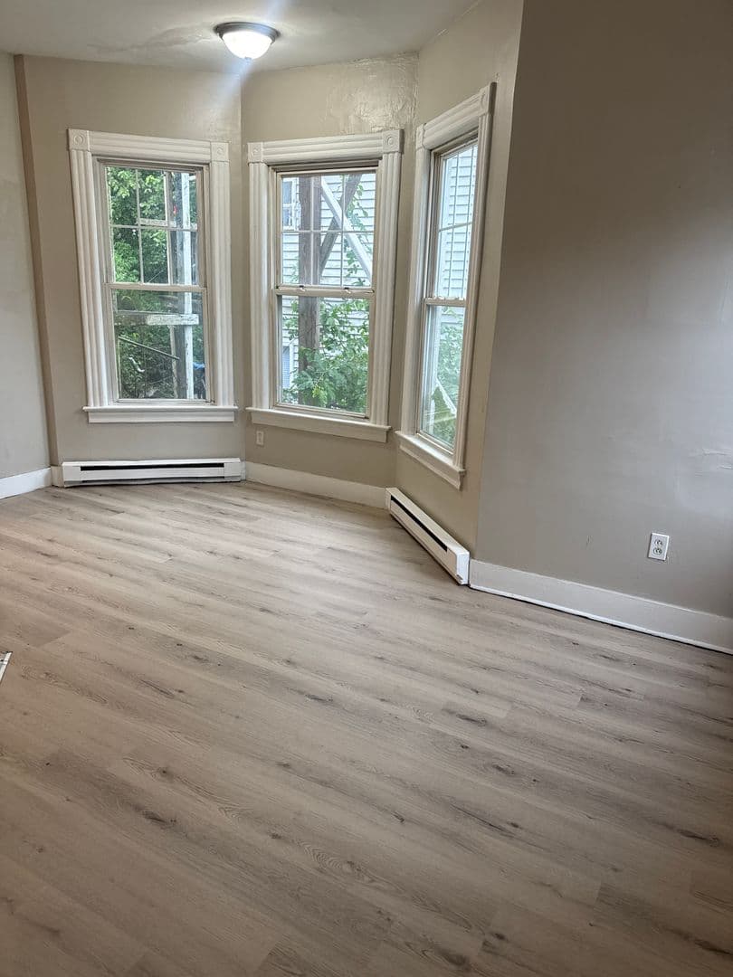 New London Apartment: 55 Blackhall Street