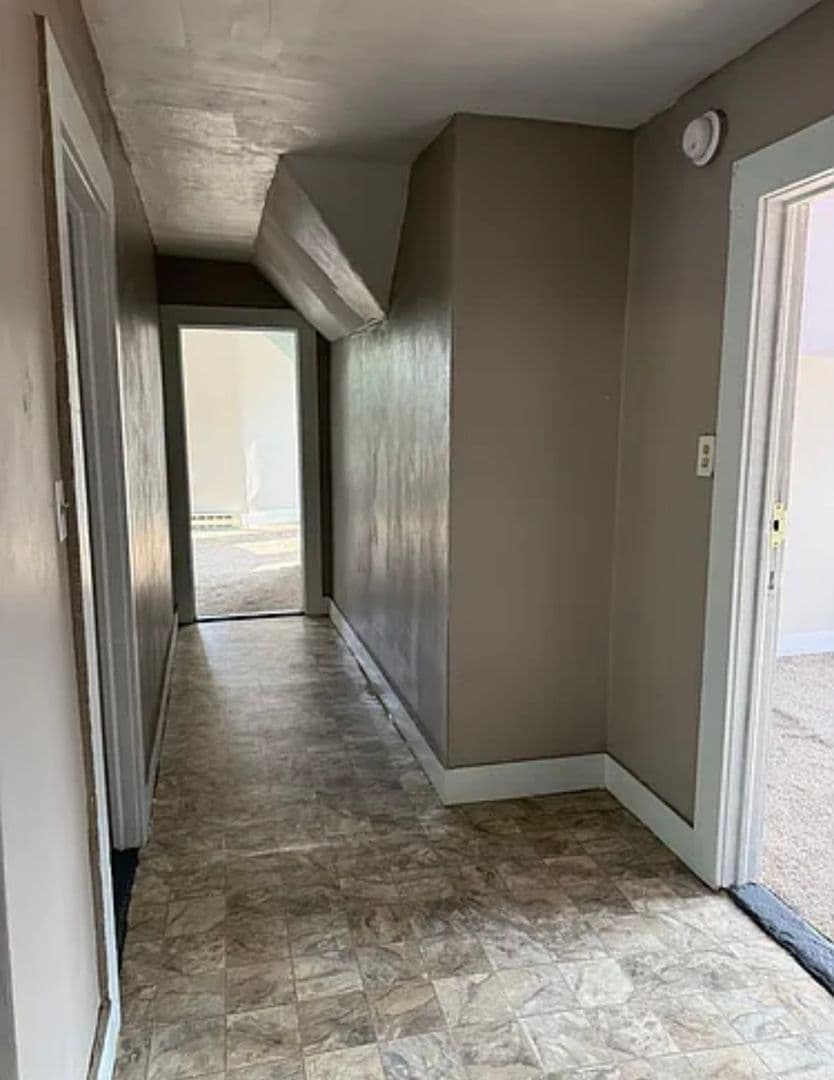 Windham Apartment: 13 Spring Street