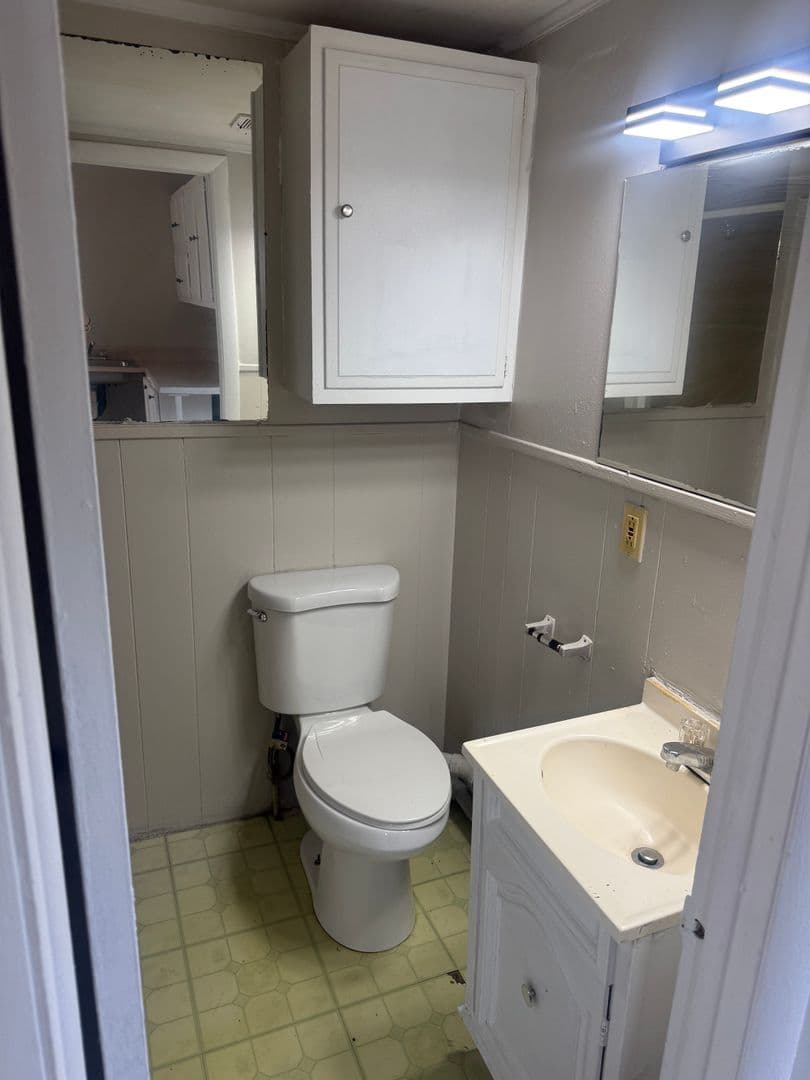 Norwich Apartment: 5 Maple Street