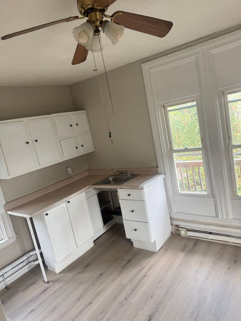 Norwich Apartment: 5 Maple Street