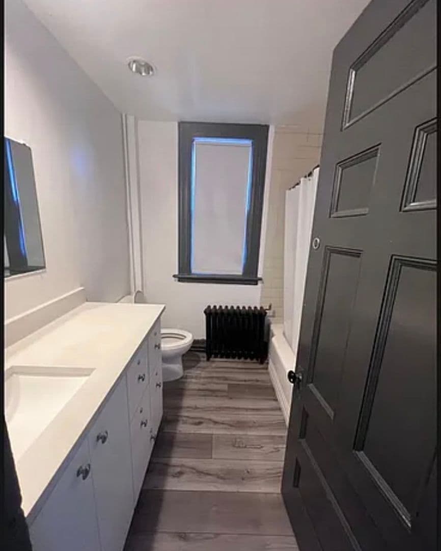 Bridgeport Apartment: 459 Noble Avenue