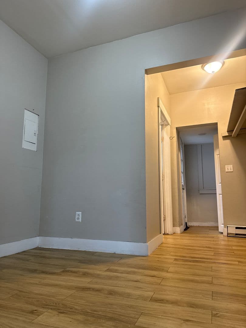 New London Apartment: 55 Blackhall Street