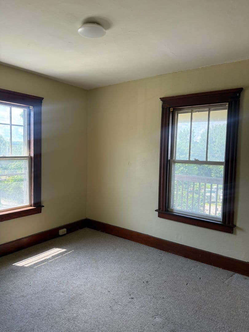 Woonsocket Apartment: 448 Cumberland Hill Road