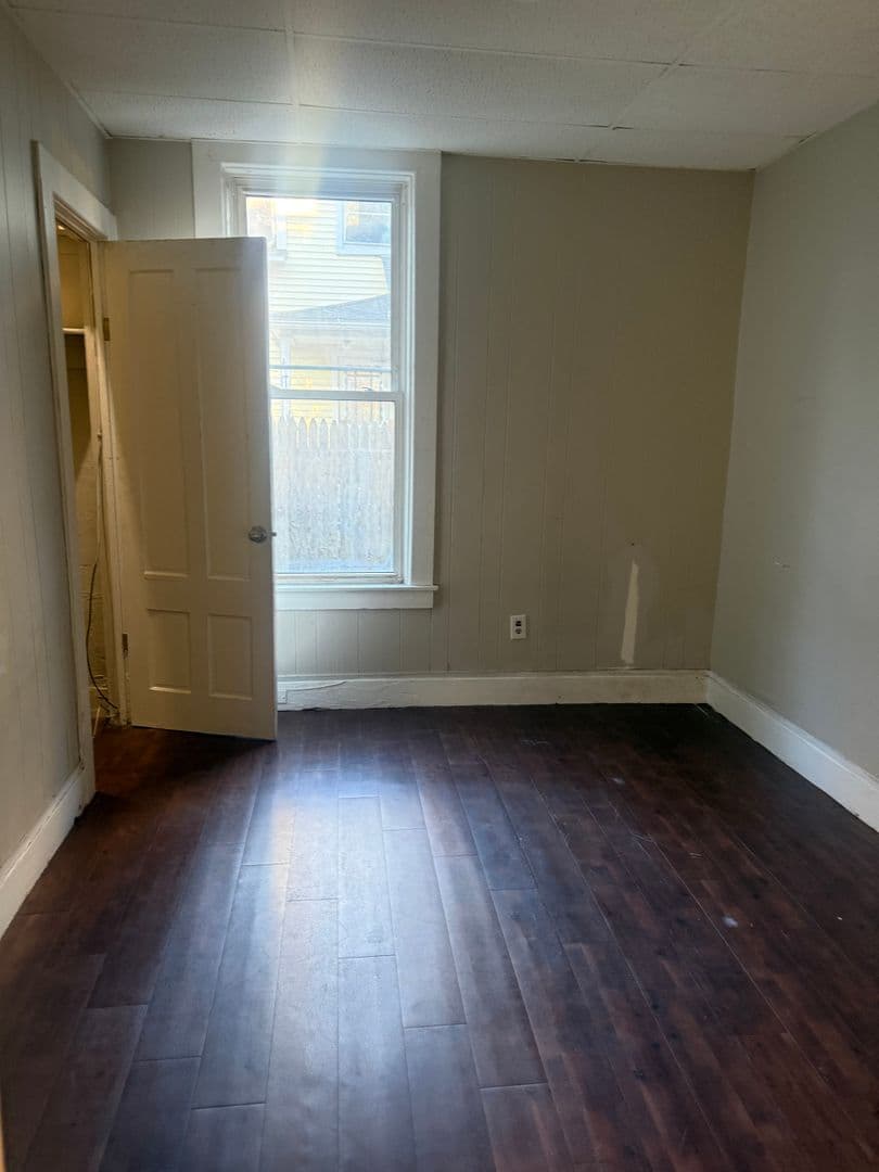 Killingly Apartment: 273-275 Main Street